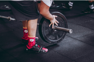 Pourquoi choisir de bonnes chaussettes est crucial pour vos performances en musculation et CrossFit