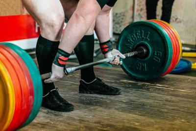 Quelle est la diffrence entre une barre de musculation, d'haltrophilie et de powerlifting ?
